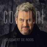 05-10-2000 Ernst Daniel Smid at studio in Amsterdam.

[keywords]Half Length, Headshot, Eyecontact[/keywords]